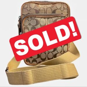 Vintage Coach Signature Canvas Flight/Camera Bag (she needs a spa day READ)